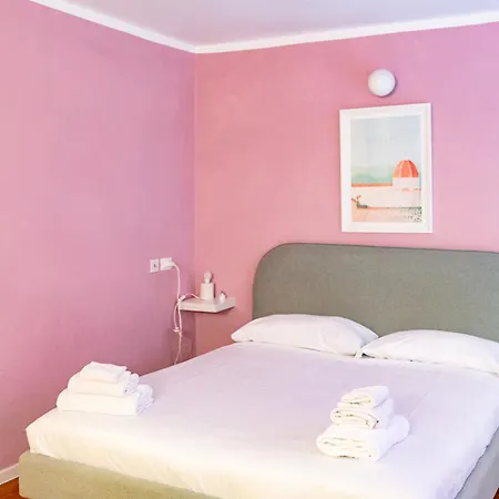 Modern Studio Apartment In Front Of Ponte Vecchio-3